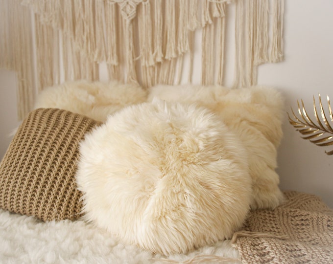 Sheepskin Fur Pillow, Real fur pillow, Round fur pillow, Round sheepskin pillow, White round pillow, scandinavian pillow, Both side fur