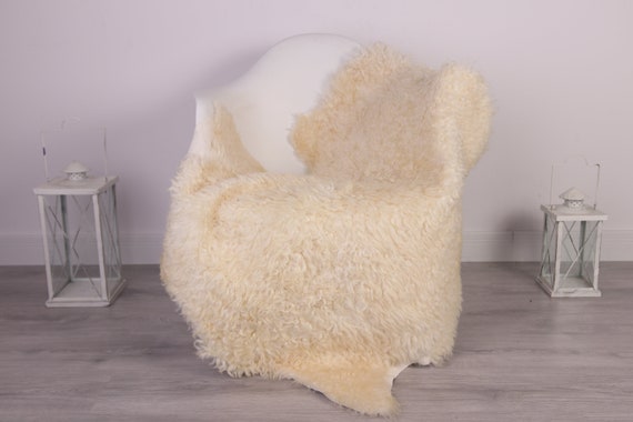 Gotland Sheepskin Rug | Curly fur Rug | Curly Sheepskin Rug | Curly Sheepskin | Christmas Decor | HERDZ9