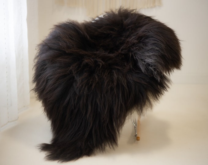 Real Icelandic Sheepskin Rug Scandinavian Decor Sofa Sheepskin throw Chair Cover Natural Sheep Skin Rugs Brown White #Iceland1098