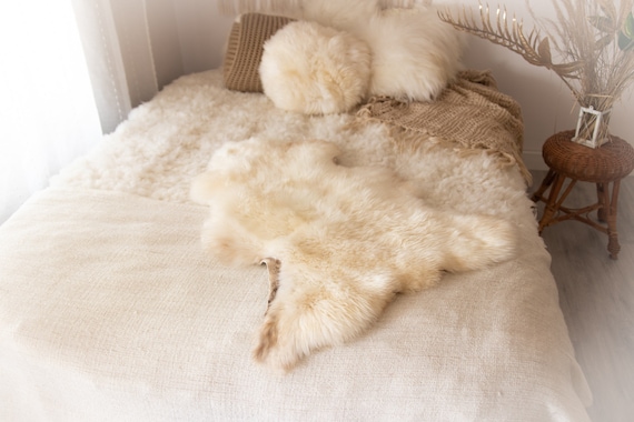 Real Sheepskin Rug Shaggy Rug Chair Cover Sheepskin Throw Sheep Skin Ivory White Sheepskin Home Decor Rugs #KWAHER2
