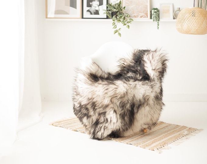 Real Icelandic Sheepskin Rug Scandinavian Decor Sofa Sheepskin throw Chair Cover Natural Sheep Skin Rugs Ivory Black #IS122