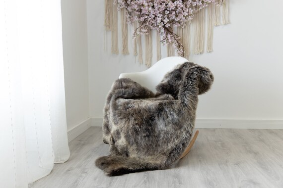Real Sheepskin Rug Shaggy Rug Chair Cover Scandinavian Home Sheepskin Throw Sheep Skin Gray Brown Sheepskin Home Decor Rugs #herdwik214