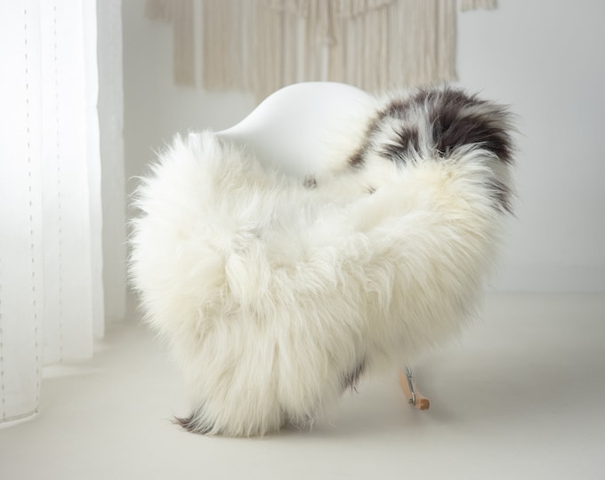 Real Sheepskin Rug Shaggy Rug Chair Cover Scandinavian Home Sheepskin Throw Sheep Skin Brown White Sheepskin Home Decor Rugs #herdwik677