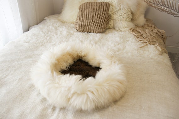Sheepskin Cat bed | Sheepskin Dog bed | Cat Pouf | Dog Pouf | Sheepskin Cat Mat | Dog Mat | Pet Bed | Fur Pet Bed