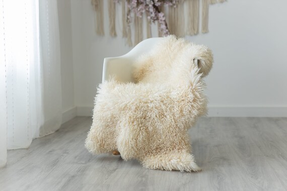 Real Sheepskin Rug Genuine Rare Gotland Sheepskin Rugs - Curly Fur Rug Scandinavian Sheep Skin - Creamy White Sheepskin #G12