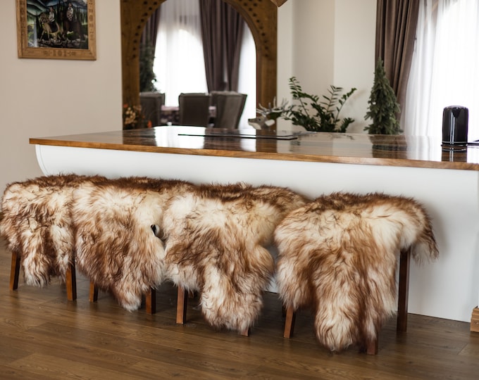 Real Icelandic Sheepskin Rug Scandinavian Decor Sofa Sheepskin throw Chair Cover Natural Sheep Skin Rugs White Brown Tips