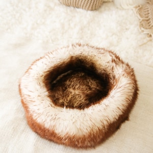 Large Sheepskin Cat bed | Sheepskin Dog bed | Cat Pouf | Dog Pouf | Sheepskin Cat Mat | Dog Mat | Brown Pet Bed | Fur Pet Bed