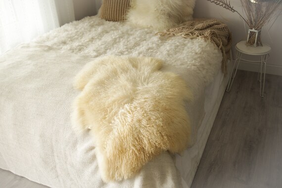 Real Sheepskin Rug Genuine Rare Gotland Sheepskin Rus - Curly Fur Rug Scandinavian Sheepvskin - White Ivory Sheepskin #0Margot1