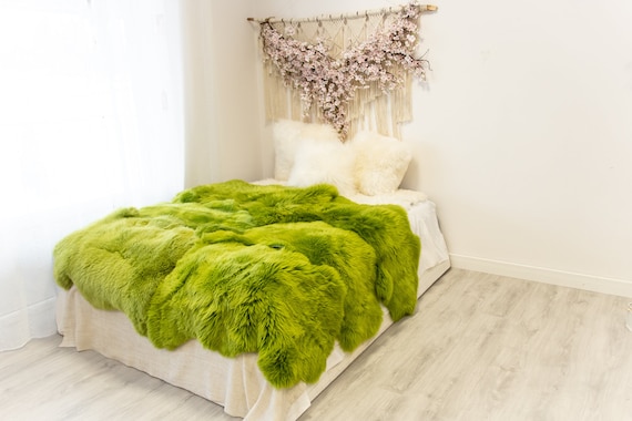 Genuine Natural Green Merino Sheepskin Rug, Pelt Giant Sheepskin Rug, Large  Sheepskin Rug Sheepskin Throw Green Sheep Skin Green Blanket 