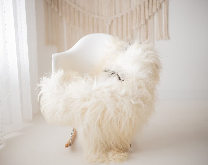 Real Icelandic Sheepskin Rug Scandinavian Home Decor Sofa Sheepskin throw Chair Cover Natural Sheep Skin Rugs Ivory Black #Iceland777