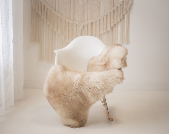 Real Sheepskin Rug Shaggy Rug Chair Cover Scandinavian Home Sheepskin Throw Sheep Skin Ivory Brown Sheepskin Home Decor Rugs #herdwik559