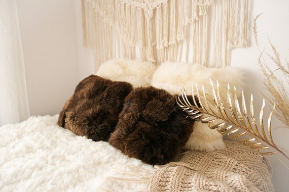 Sheepskin Fur Pillow, Real fur pillow, Brown fur pillow, Square sheepskin pillow, Brown pillow, scandinavian pillow, Both side fur