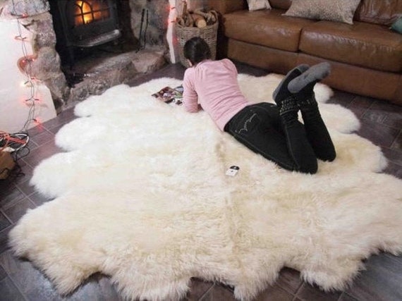 Genuine Natural creamy white Sheepskin Rug, Pelt, Giant Sheepskin rug, Large sheepskin Rug, Sheepskin throw
