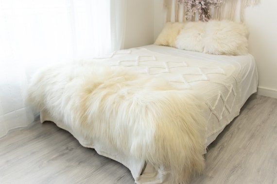 Double Ivory Icelandic Sheepskin Rug | Long rug | Shaggy Rug | Chair Cover | Area Rug | Ivory Rug | Carpet | Ivory Sheepskin Icelandic Beige