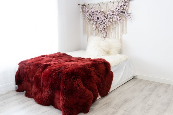 Genuine Natural Vine Merino Sheepskin Rug, Pelt Giant Sheepskin Rug, Large Sheepskin Rug, Sheepskin throw Vine Sheep Skin Vine Blanket