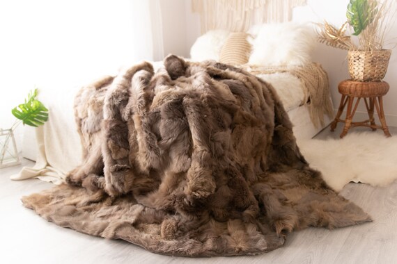 Luxurious Toscana Sheepskin Real Fur Bed Spread Throw Real Fur Blanket Sheepskin throw Sofa Cover Luxury Blanket Comforter Boho Cappuccino