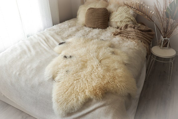 Real Sheepskin Rug Genuine Rare Mongolian Sheepskin Rus - Curly Fur Rug Scandinavian Sheep skin - Ivory White Curly Sheepskin #2Bohgot16