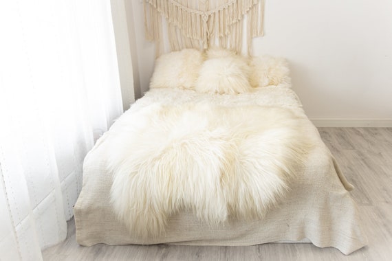 Double Creamy White Icelandic Sheepskin Rug | Long rug | Shaggy Rug | Chair Cover | Area Rug | Black Rug | Carpet | Icelandic Sheep skin
