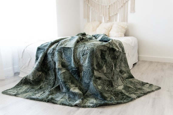 Luxurious Patchwork Sheepskin Real Fur Throw Real Fur Blanket | Sheepskin throw | Sheepskin Blanket Boho Throw Green #FuFu113