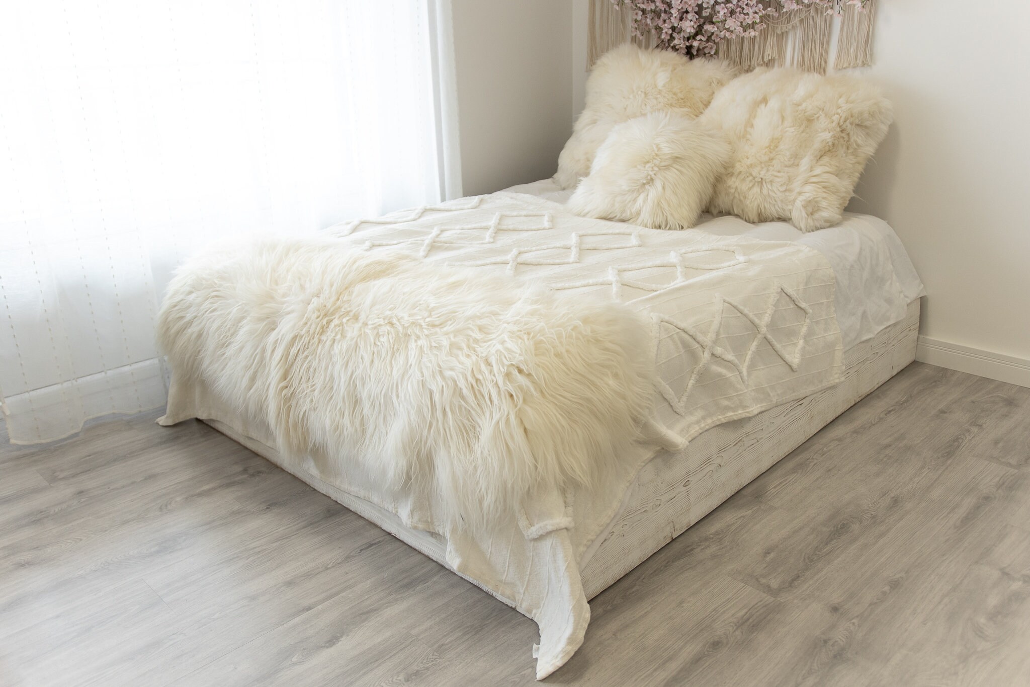 Genuine Natural Icelandic Throw Blanket Sheepskin Rug White Bed