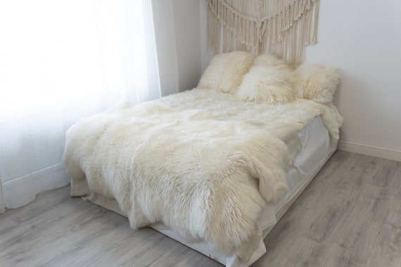 Real Fur Sheepskin Throw | Super Large | Sheepskin Rug | Boho Blanket | Merino Quatro Sheepskin Creamy White