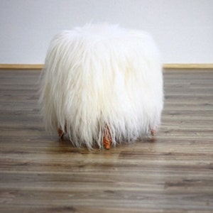 Exclusive Luxury Beautiful Unique Natural, Real icelandic Sheepskin Stool, bench, chair cover soft, long fur image 2