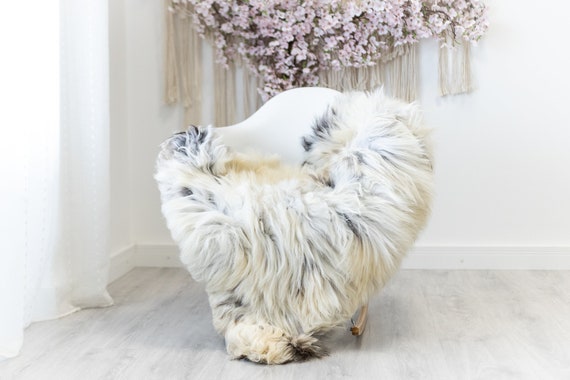 Real Sheepskin Rug Shaggy Rug Chair Cover Scandinavian Home Sheepskin Throw Sheep Skin Ivory Brown Sheepskin Home Decor Rugs #herdwik123