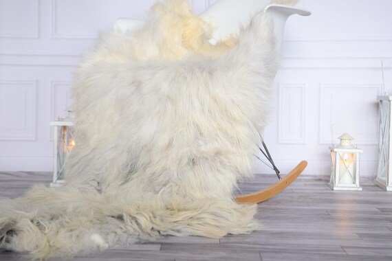 Organic Sheepskin Rug, Real Sheepskin Rug, Gute Sheepskin, Christmas Home Decor, Grey Ivory Sheepskin Rug #OCTGUTE32