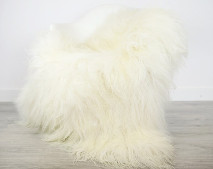 ON SALE Creamy White Sheepskin Rug | Nursery Decor | Nursery | White Sheepskin | Sheepsin Rug |Real Sheepskin | Icelandic Sheepskin rug |