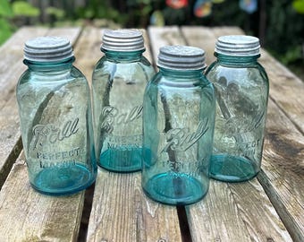 Half Gallon Antique Blue Perfect Mason Canning Jar 1920s - 1930s with Porcelain-Lined Zinc Cap 09265678