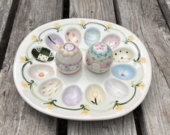 Springtime Easter deviled egg plate with matching salt and pepper 0626350089