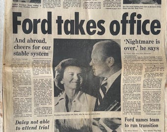 Ford Takes Office, Chicago Daily Tribune, Saturday April 10, 1974   0525081074