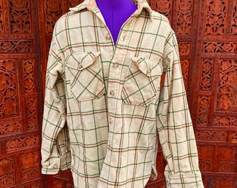 Vintage medium Woolrich wool plaid beige maroon red blue plaid shirt  102650008