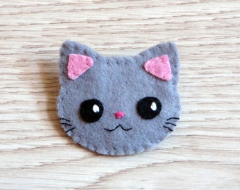 Broche chat gris, kawaii, en feutrine, petit cadeau fait main