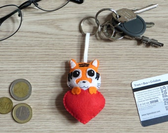 Tiger keychain, love gift, cute charm, red heart, in felt, handmade