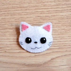 Broche feutrine, chat blanc, kawaii, petit cadeau fait main image 4