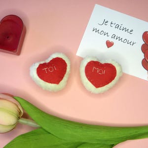 Calins de poche, petites peluches coeurs brodées "toi" et "moi", cadeau pour couple