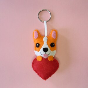 Corgi keychain, cute dog, in felt, handmade, dog lover gift image 4