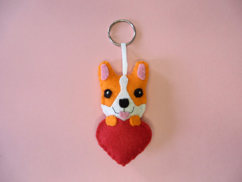 Porte clé corgi, chien en feutrine, fait main, cadeau fête des mères image 4