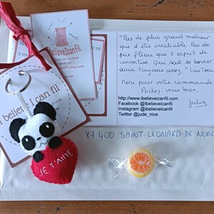 Porte clé panda, mignon, dans un coeur, en feutrine, fait main, cadeau fête des mères image 10