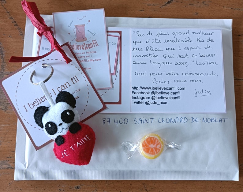 Porte clé panda, mignon, dans un coeur, en feutrine, fait main, cadeau fête des mères image 10