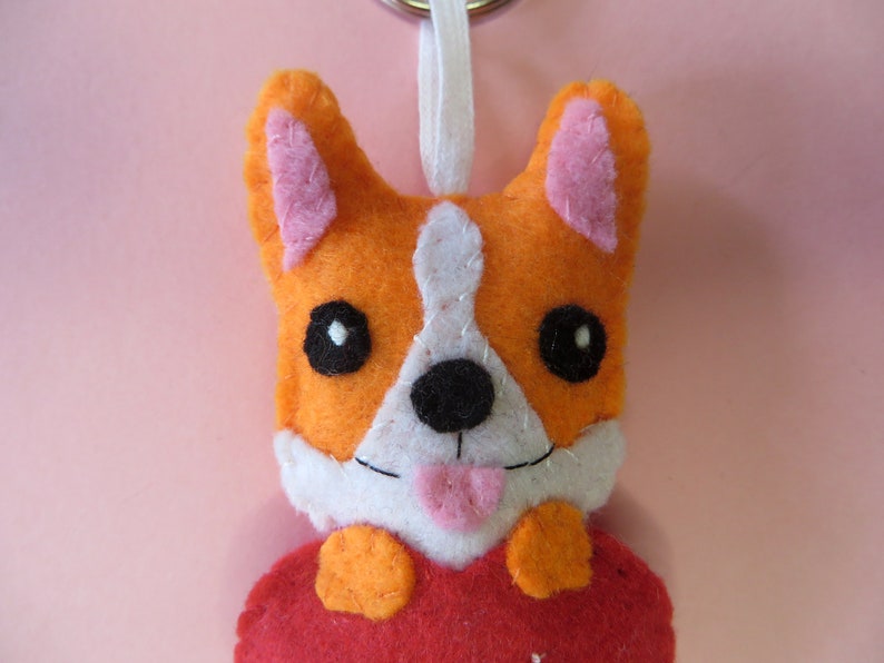 Corgi keychain, cute dog, in felt, handmade, dog lover gift image 8