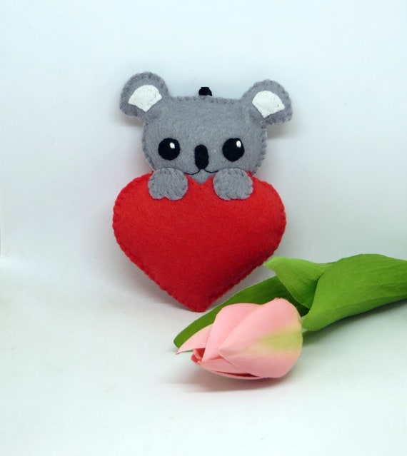 peluche koala con cuore