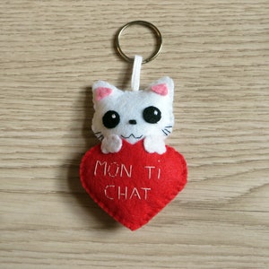 Porte clé chat, mignon, dans un coeur, en feutrine, fait main, cadeau amoureux image 9