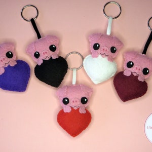 Felt pig keychain, love gift for women, cute, in a heart, handmade image 5