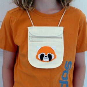 Pochette tour de cou, panda roux, pour enfant, en coton et feutrine, pour transporter passeport, argent, en voyage image 7