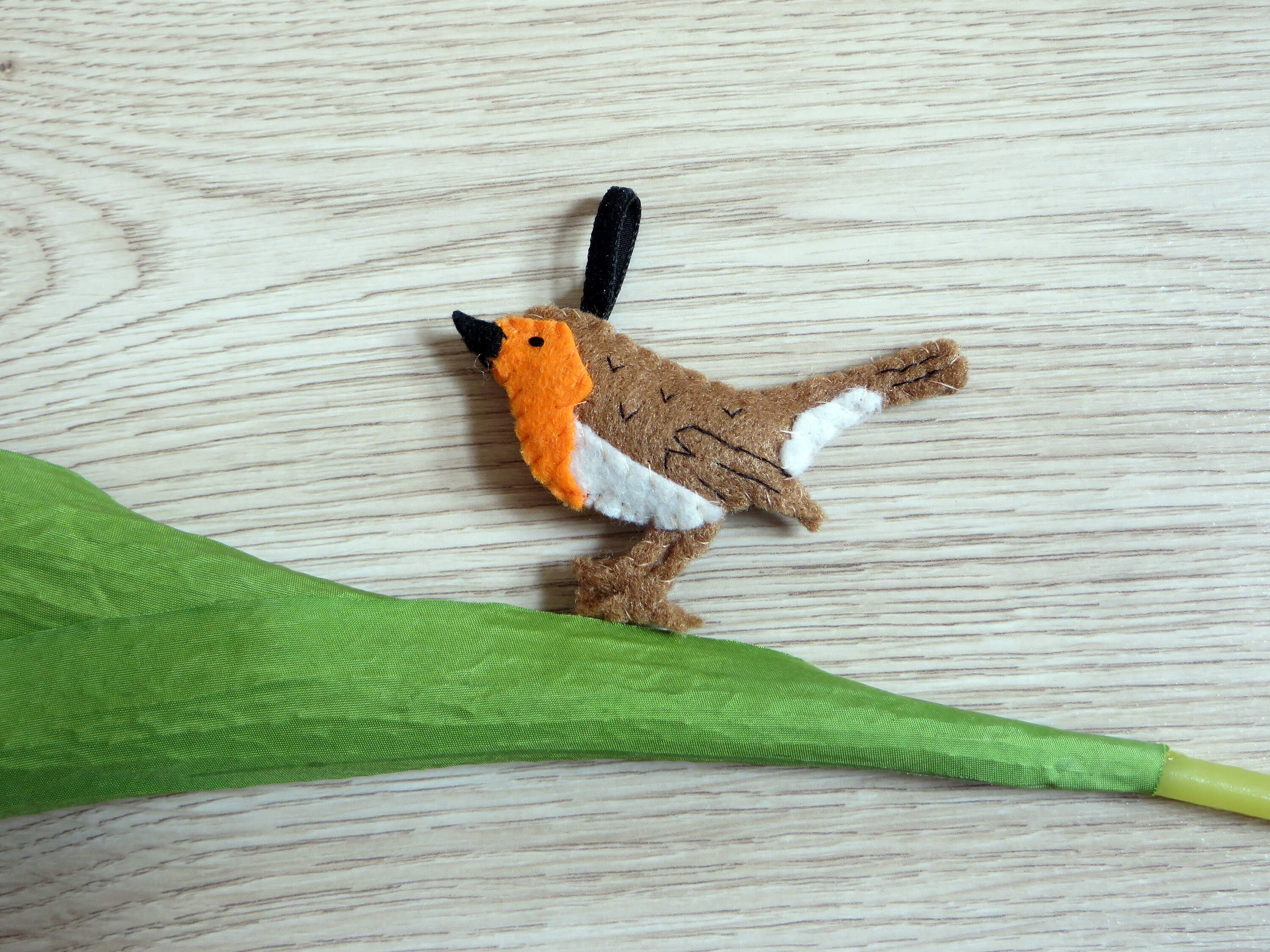 Décoration Oiseau en Feutrine, Rouge Gorge Fait Main, Thème Campagnard Pour Amoureux de La Nature