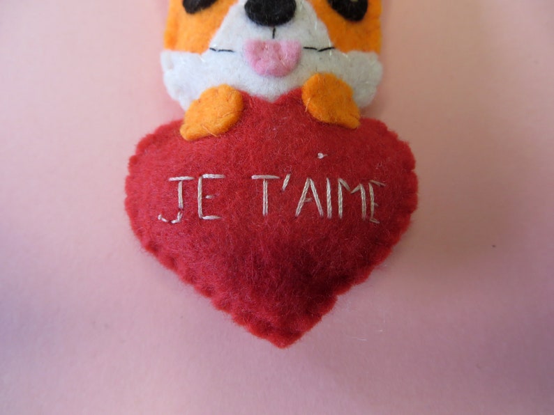 Corgi keychain, cute dog, in felt, handmade, dog lover gift image 7