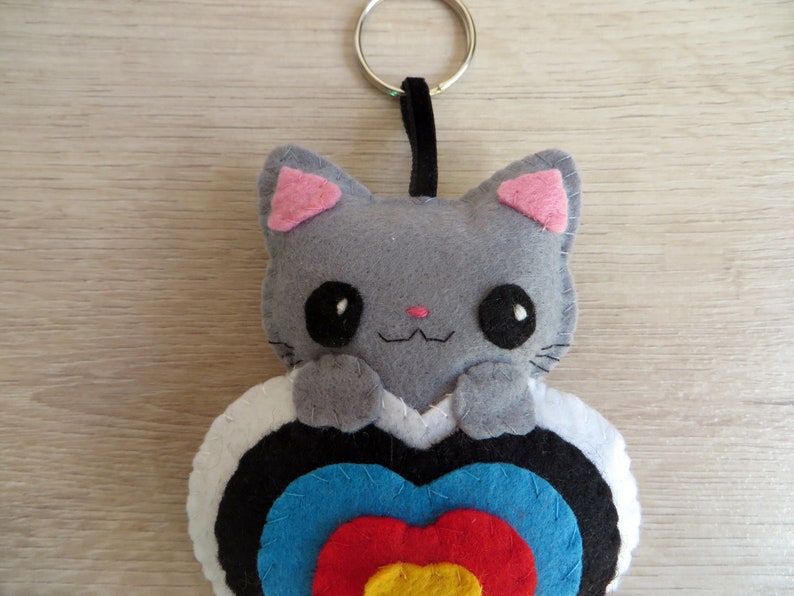 Peluche tir à l'arc, pour carquois, chat dans une cible, en feutrine, fait main, cadeau pour archer Gris