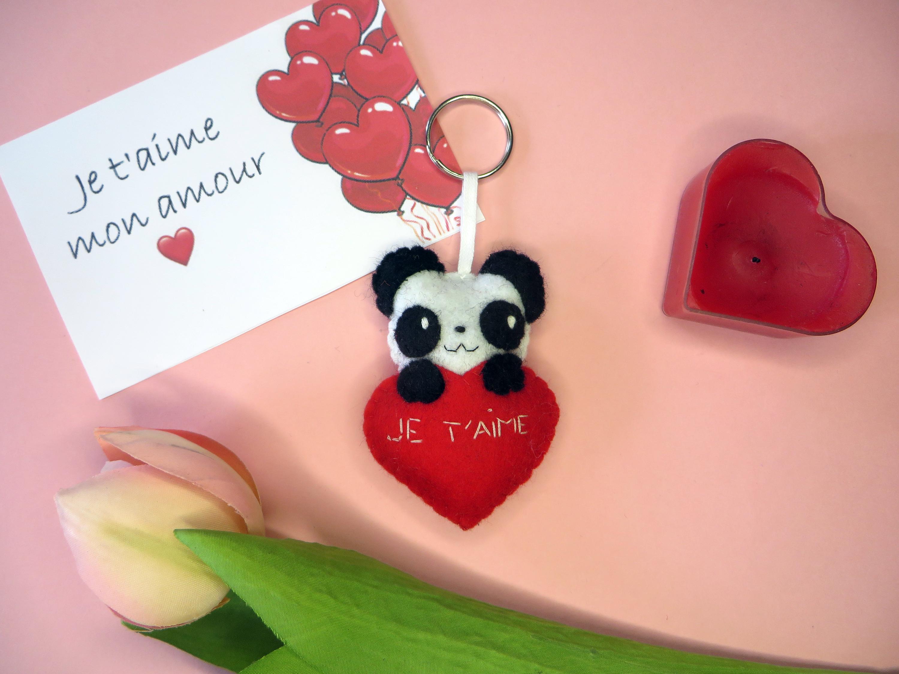ハート型のパンダキーホルダー、かわいいバッグチャーム - Etsy 日本